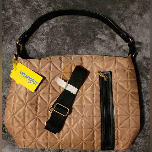 Wrangler Quilted handbag - Picture 2 of 9